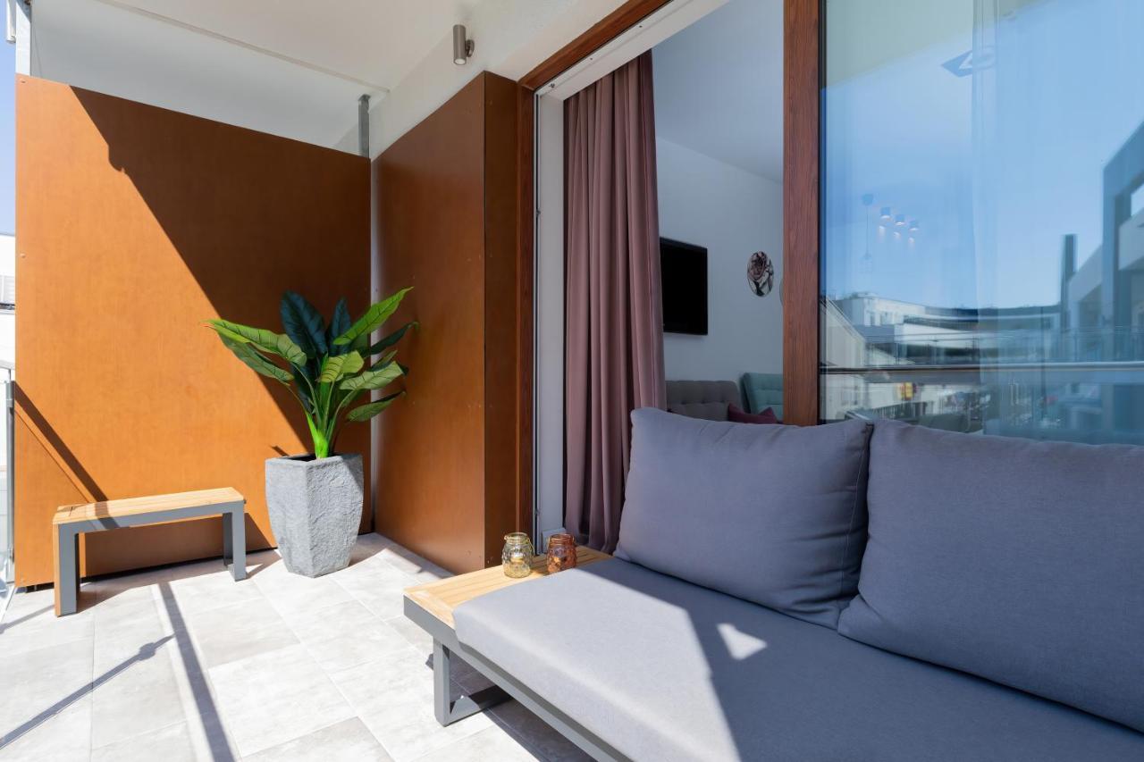 Gold Flamingo Apartament By Noclegi Renters Miedzyzdroje Kültér fotó