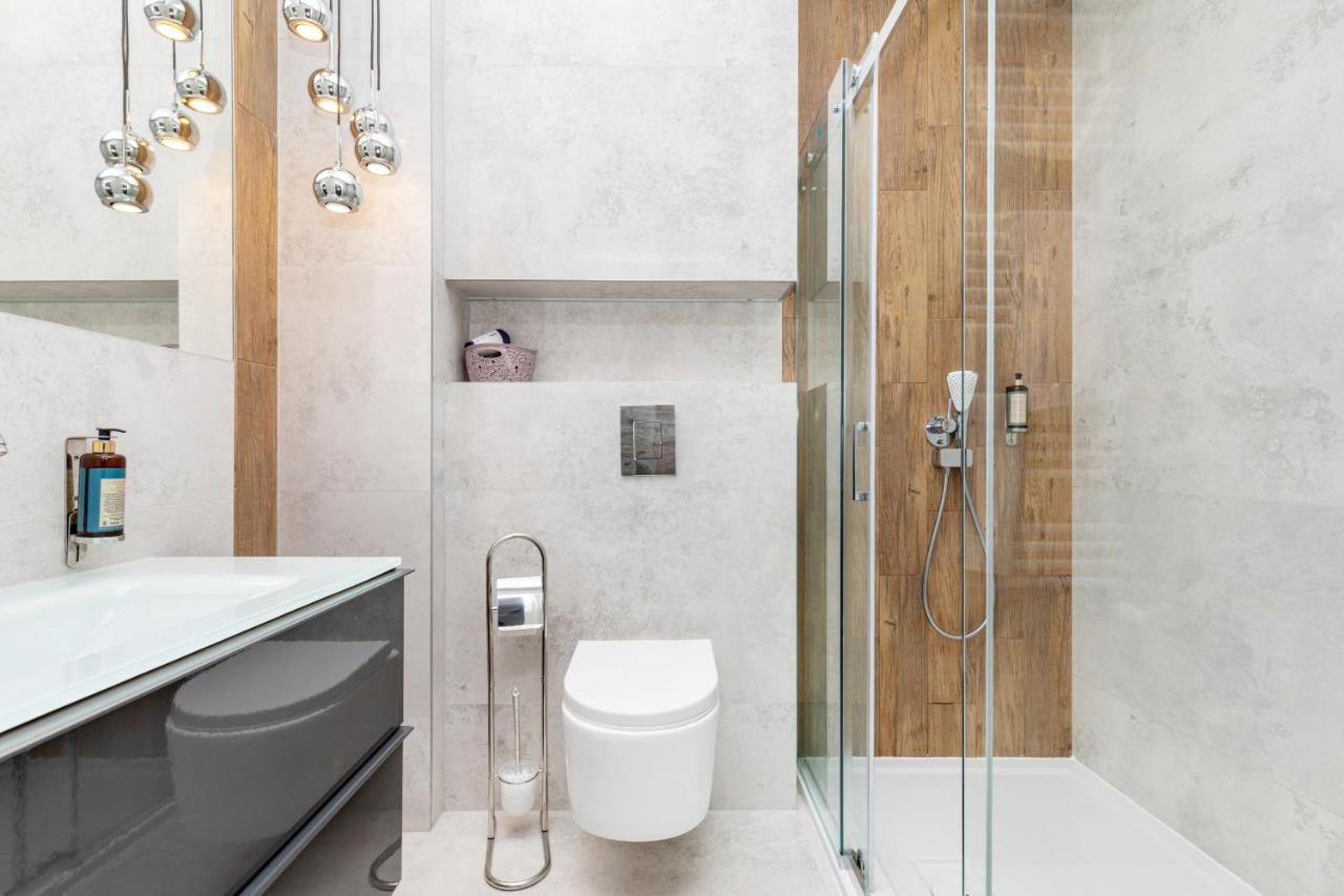 Gold Flamingo Apartament By Noclegi Renters Miedzyzdroje Kültér fotó